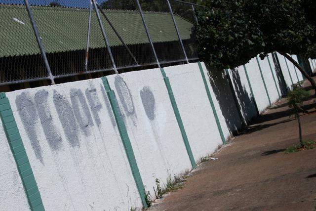 Zelador de escola é acusado de abuso sexual por alunos Escola Jardim Everest