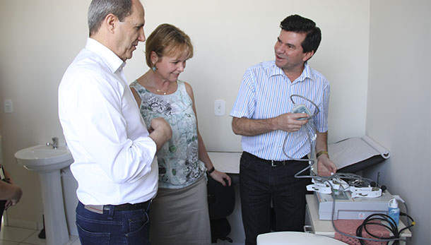 Prefeito Meira e a deputada Ana Perugini conhecem equipamento da nova unidade de saúde Unidade de Saúde da Família (USF) Taquara Branca
