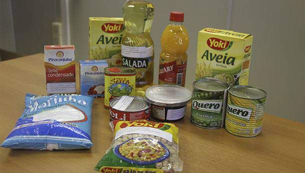 Prefeitura inclui 12 produtos na cesta básica do servidor e amplia qualidade da alimentação Prefeitura inclui 12 produtos na cesta básica do servidor e amplia qualidade da alimentação