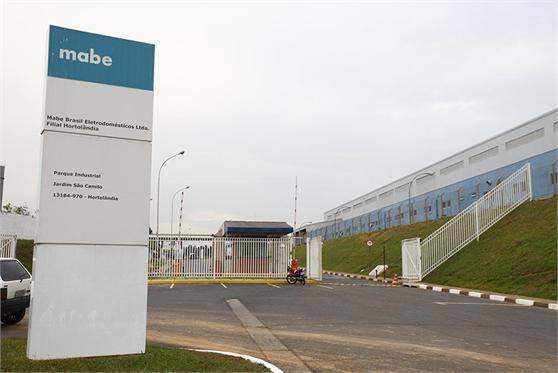 Funcionários da Mabe fazem greve por PLR maior