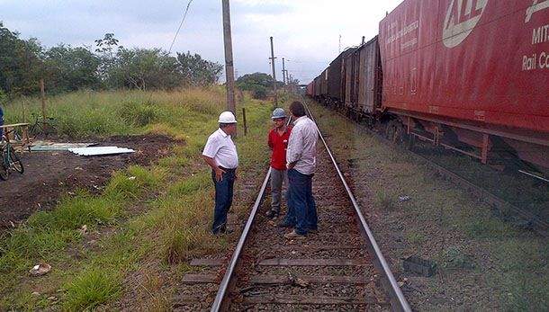 Técnicos da ANTT e ALL durante vistoria em obras na linha férrea Aprovados projetos da cidade em passagens de nível
