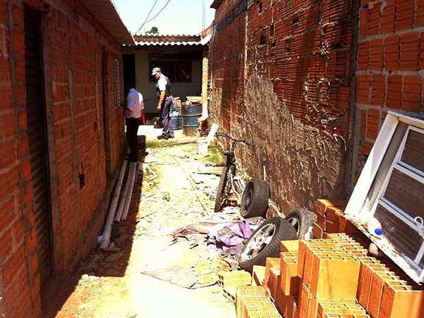 Três homens morrem baleados dentro de casa na periferia de Hortolândia (SP)