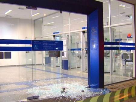 assalto-caixa-economica-amanda