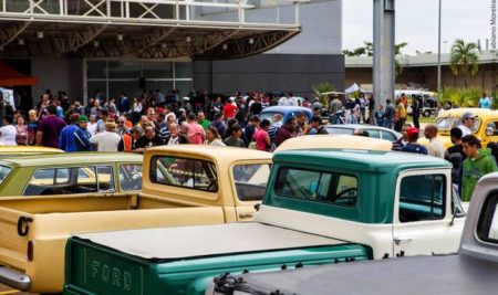 encontro-de-carros-antigos-em-paulinia